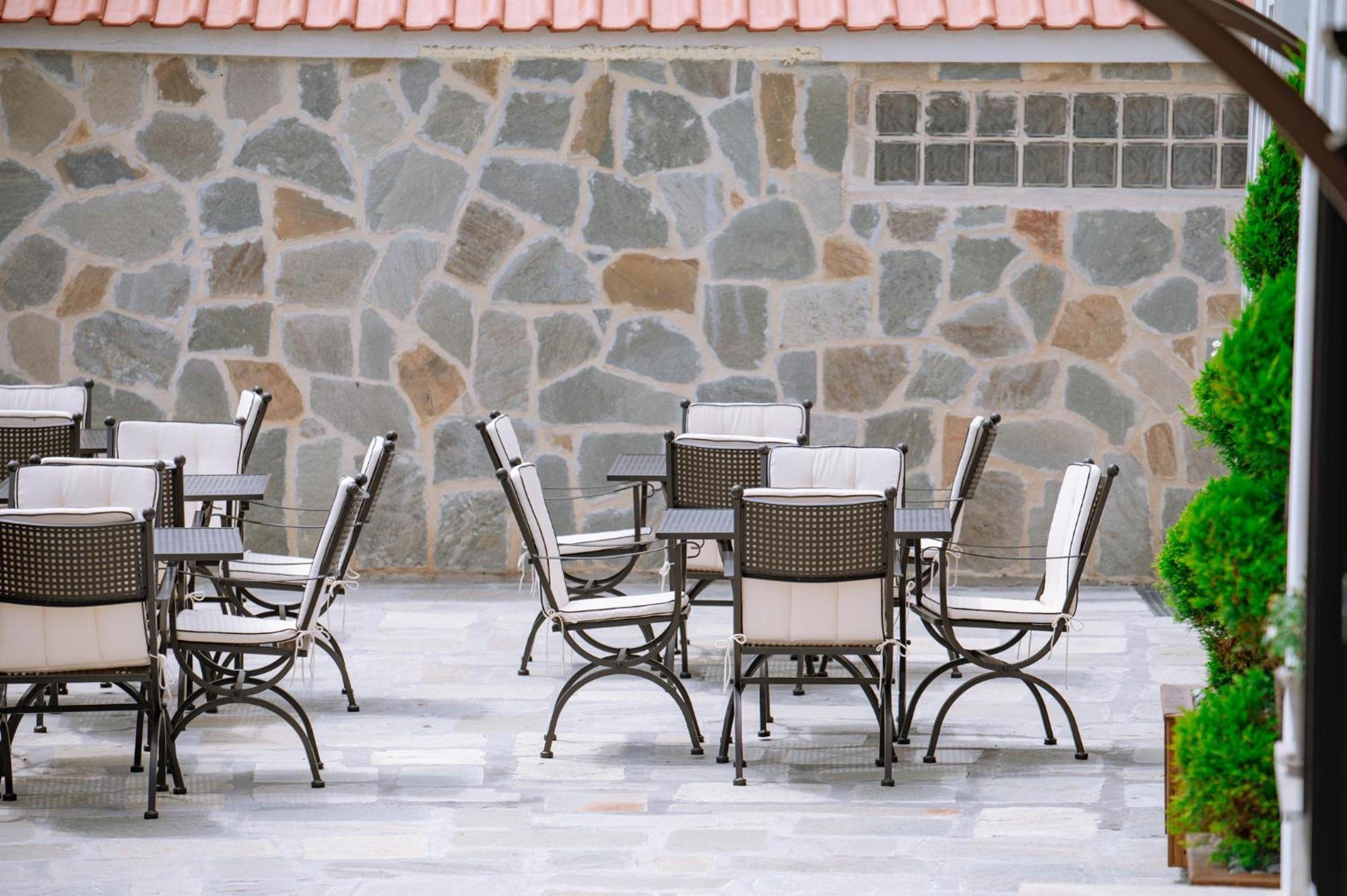 Hotel Νysa Mousthéni Esterno foto